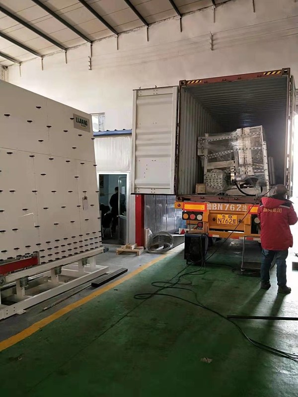 Distanzscheibenschneidemaschine der hohen Leistung, isolierende Glasmaschine, Distanzscheiben-Reise-verbiegende Maschine 0.55kw