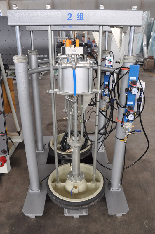 Maximale Glas-vertikale isolierende Glasmaschine Szie 2500*4500mm/Doppelt-Glasmaschinen-Dichtungs-Roboter