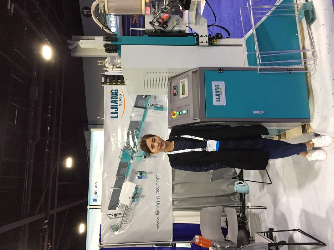 Trocknende Füllmaschine kann Aktionen von Bohrlöchern in den Distanzscheibenrahmen automatisch automatisch erzielen