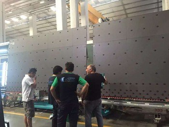 Voller automatischer Dichtungs-Roboter für isolierendes Glas-Verarbeitungs, getretenes Glas- und geformtes Glas