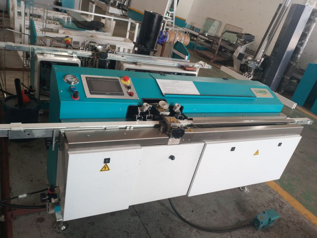 Isolier- Beschichtungs-Maschine der Glas- Doppelt-Glas-heiße Schmelze10mpa für ausgebreitete Aluminiumdistanzscheiben-Rahmen gleichmäßig