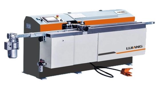 Automatische Butyl-Extrudermaschine LJTB01